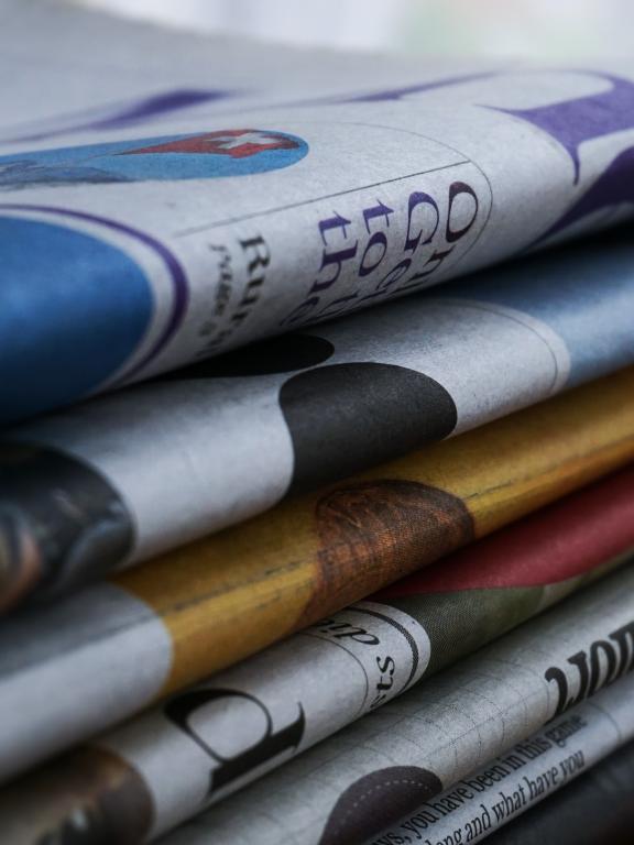 newspapers-stockphoto